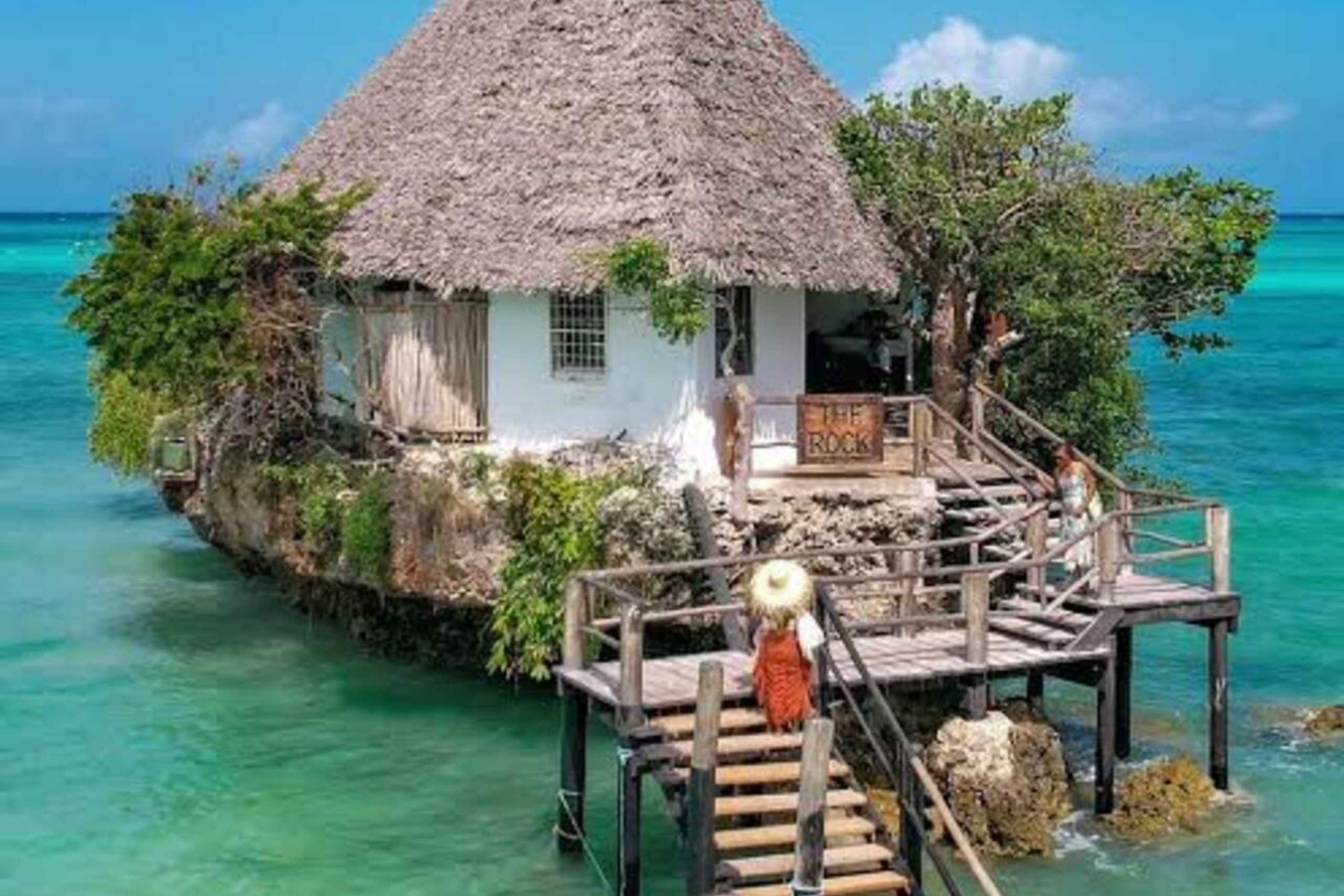 ZANZIBAR: Stone Town,Jozani forest,Salaam Cave & The Rock