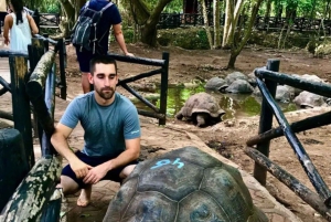 ZANZIBAR: Stone Town, Prison Island ja Nakupenda Sandbank