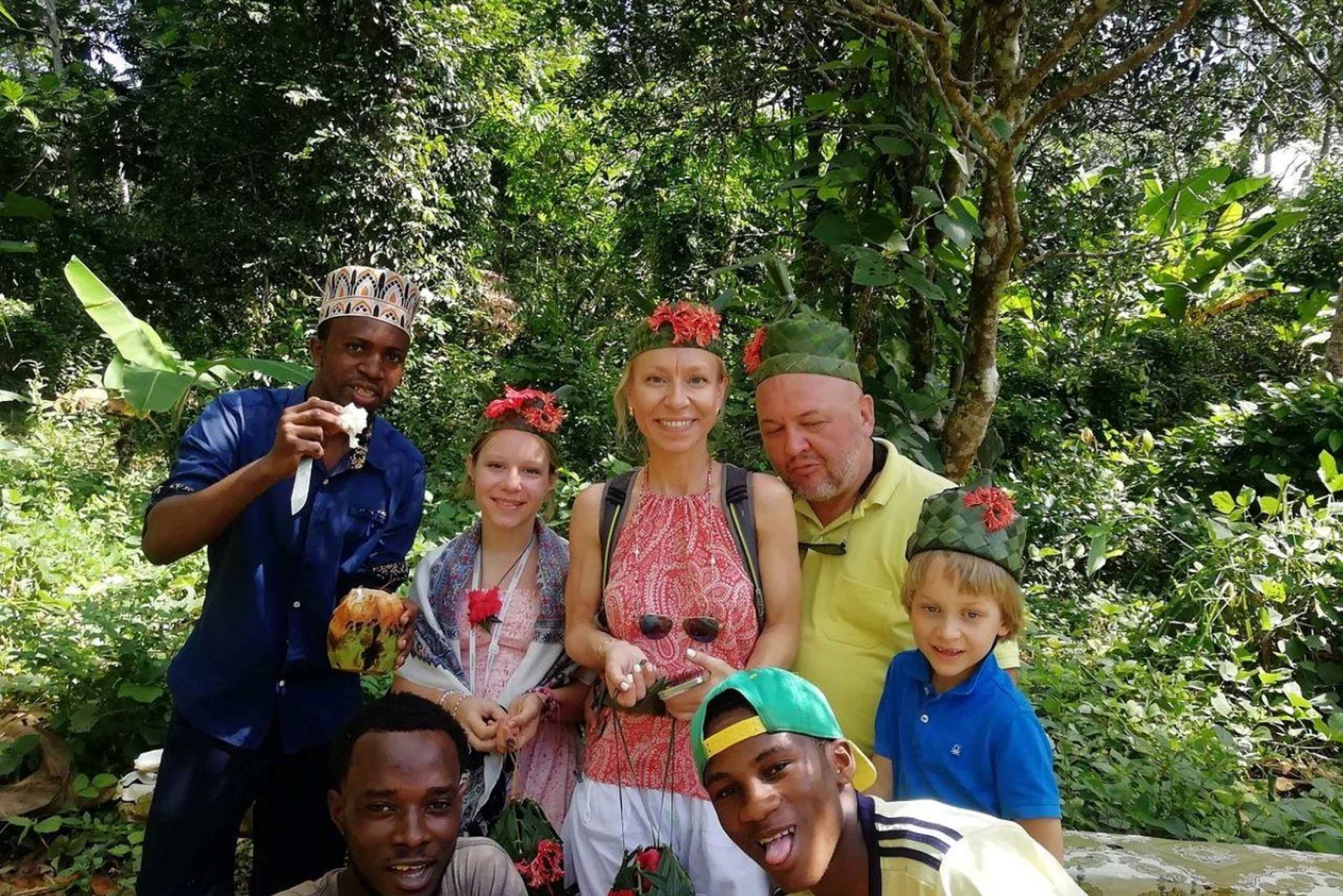 Zanzibar: Village Green Farm Tour with Spice Tasting