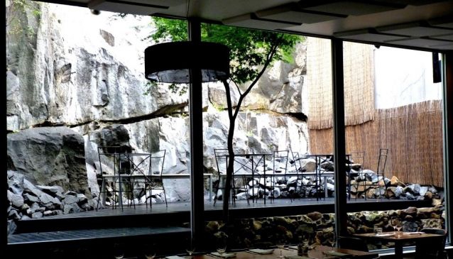 Rockwall Bar & Grill