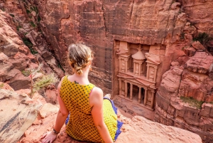 From Tel Aviv: Petra 2-Day Tour