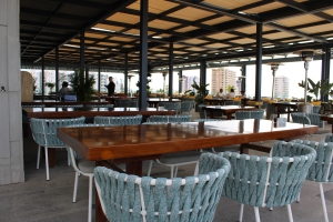 Legendary Restaurant