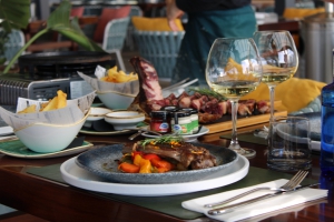 Legendary Restaurant