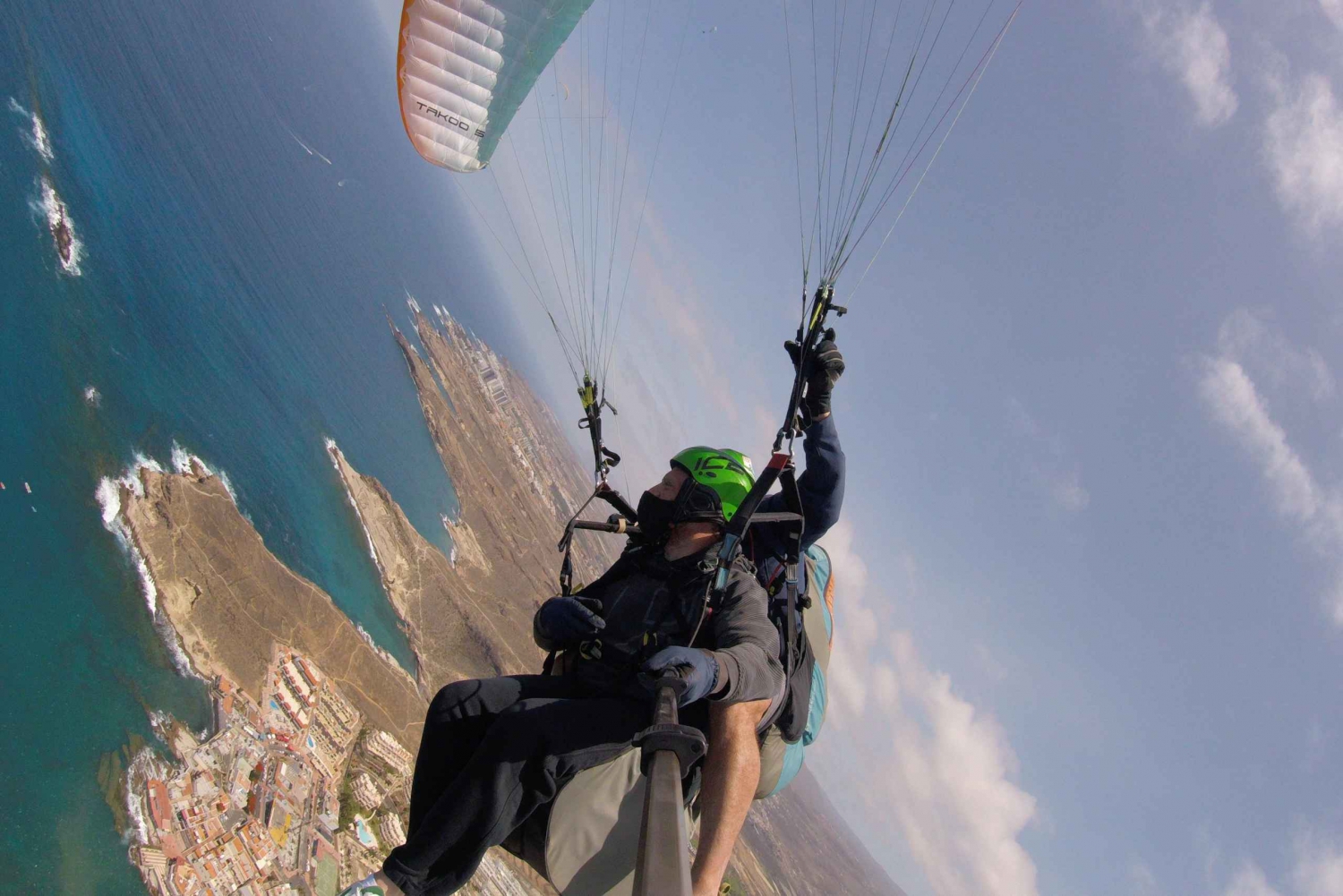 Santa Cruz de Tenerife: Acrobatic Paragliding Flight