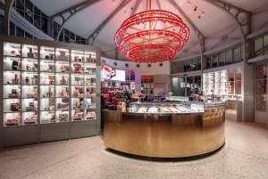 Café fresco ou pausa para refeição no illy Caffè na St. Mark's Square