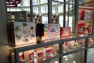 Café fresco ou pausa para refeição no illy Caffè na St. Mark's Square