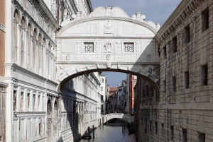 Экскурсия по Дворцу Дожей с проходом без очереди