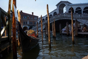 Eat Like a Local: Venice Food Tour with Wine & Spritz