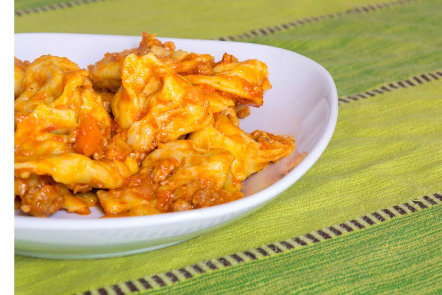 フェラーラ：ウォーキングツアー、ハイライト、グルメの試食