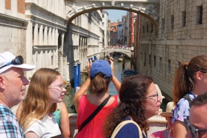 From Lake Garda: Full-Day Guided Group Tour of Venice