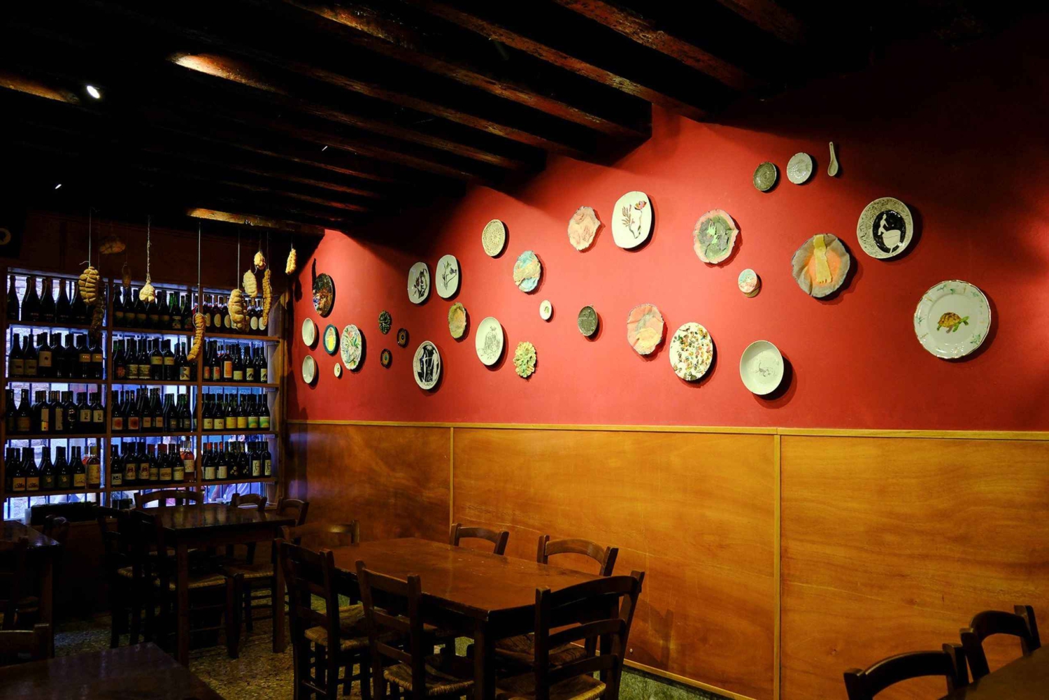 Венеция: роскошная дегустация натурального вина с тапас чиккетти