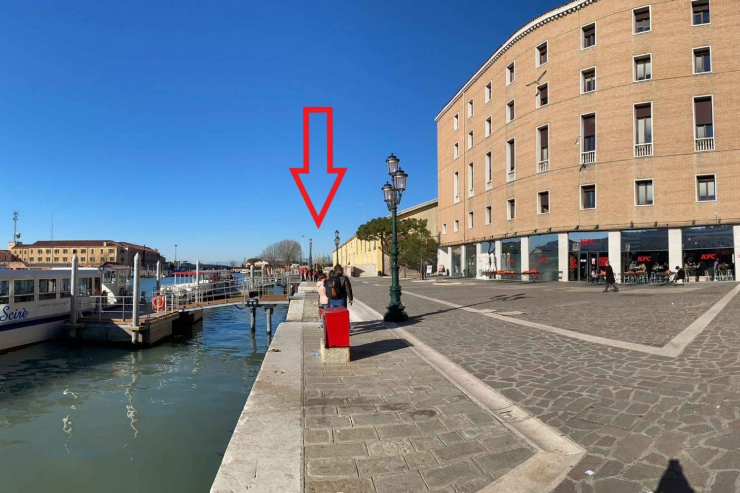 Трансфер от вокзала Санта-Лючия до Сан-Марко и многоязычный гид