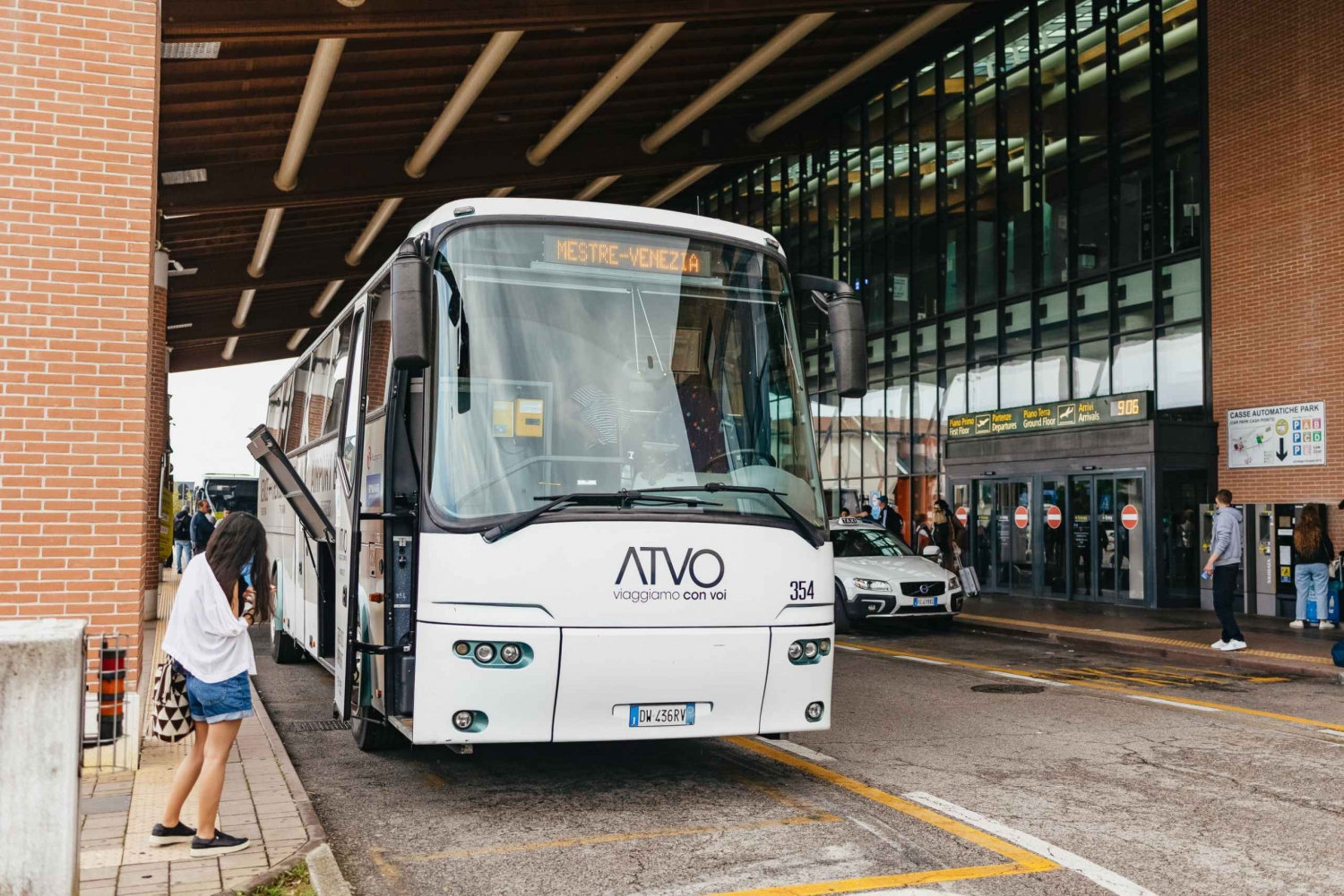 Treviso Airport to Mestre and Venice by Express Bus