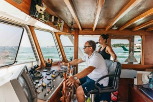 Venice: Glass Factory, Murano, and Burano Boat Tour