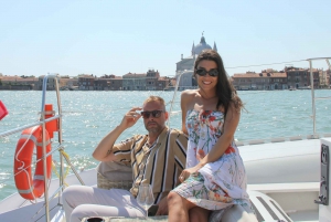 Venice: Lagoon Catamaran Cruise with Music and Drinks