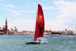 Venice: Lagoon Catamaran Cruise with Music and Drinks