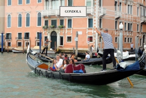 Venice: St Mark's Square Walking Tour & Gondola Ride
