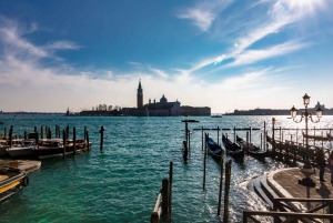 Venice: St Mark's Square Walking Tour & Gondola Ride
