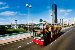 Viena: tour con paradas libres en autobús turístico descapotable