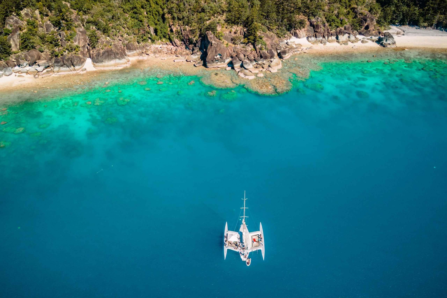 Airlie Beach: 2-dages Whitsunday Islands sejlende snorkeltur