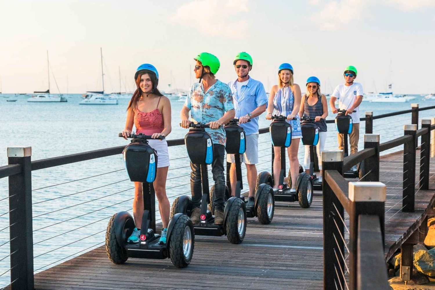 Airlie Beach: 3 uur durende segwaytour bij zonsondergang met diner