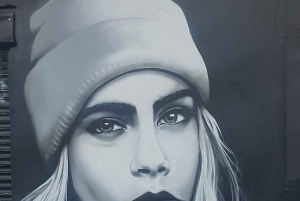 Belfast : Pub Music , Street Art Experience Tour a pie