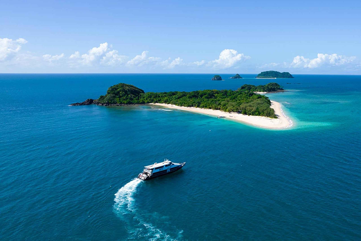 Cairns: Frankland Islands Great Barrier Reef Tour