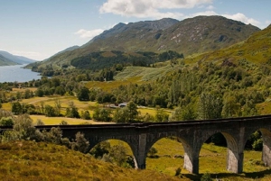 Edinburgh: Eilean Donan, Loch Ness & Glenfinnan 2-Day Tour
