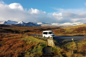 Edinburgh: Eilean Donan, Loch Ness & Glenfinnan 2-Day Tour