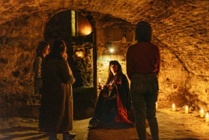 Edinburgh: Underground Vaults Evening Ghost Tour mit Whisky