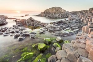 Из Белфаста: Однодневная экскурсия 'Giant's Causeway and Game of Thrones