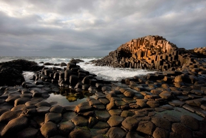 From Dublin: Belfast and Giant's Causeway: 2-Day Guided Tour