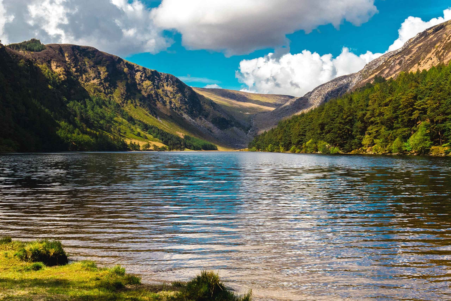 Från Dublin: Halvdagsutflykt till Glendalough och Wicklow