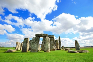 Lontoosta: Stonehenge Inner Circle & Windsor Open Top Bus (avoin linja-auto)