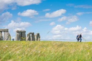 Lontoosta: Stonehenge Inner Circle & Windsor Open Top Bus (avoin linja-auto)