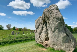 From London: Stonehenge & The Stone Circles of Avebury Tour