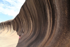 From Perth: Wave Rock and York Cultural Tour with a Guide