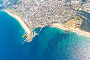 From Sydney: Tandem Skydive Experience over Wollongong Beach