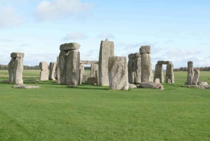 Londra: Stonehenge, Bath, Windsor e terme romane: tour di 1 giorno