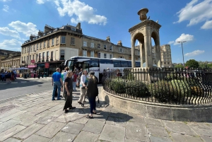 ロンドン：ストーンヘンジ、ストラトフォード・アポン・エイボン、バースへの日帰り旅行