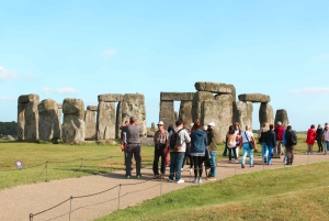 Londra: escursione di un giorno a Stonehenge, Windsor e Bath in autobus