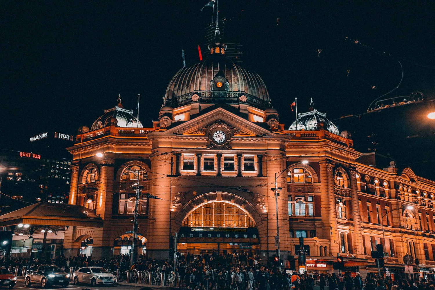 Melbourne: Ghosts, Murder, & Mystery Guided Walking Tour