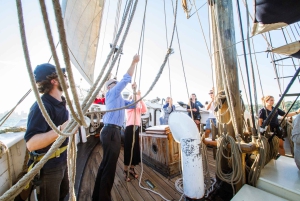 Sydney: Tall Ship Harbour Twilight Dinner Cruise