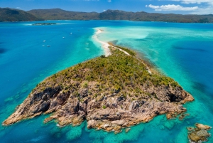 Tongarra: All-Inclusive Day Sail