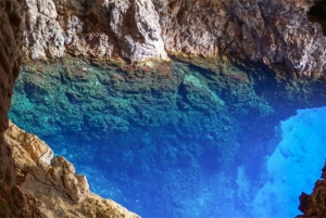 Zimbabwe: Chinhoyi Caves Tour with Lion Viewing and Lunch