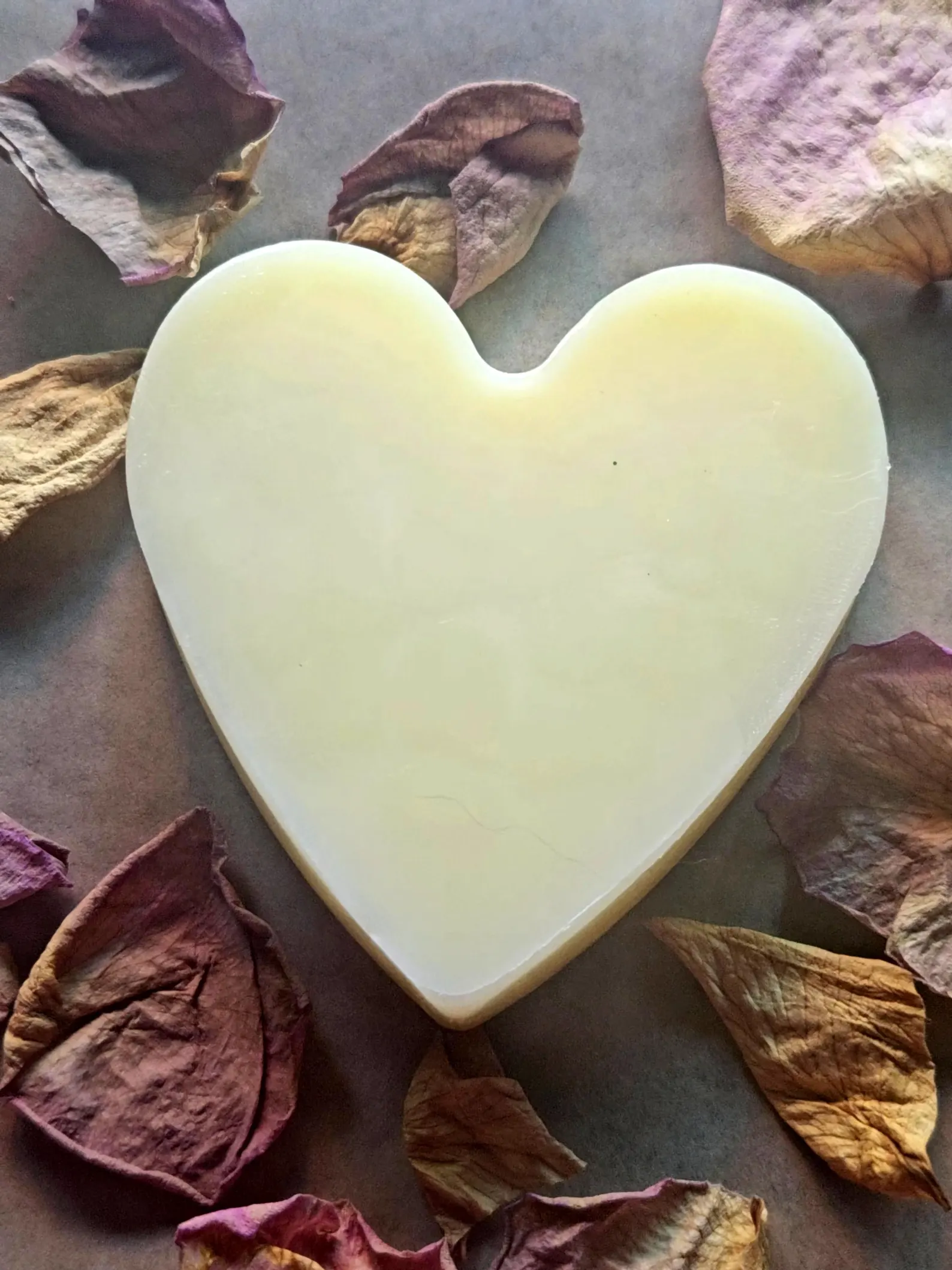 Ylang-Ylang Vanilla Lotion Bar: Heart-Shaped, Mango and Shea Butter
