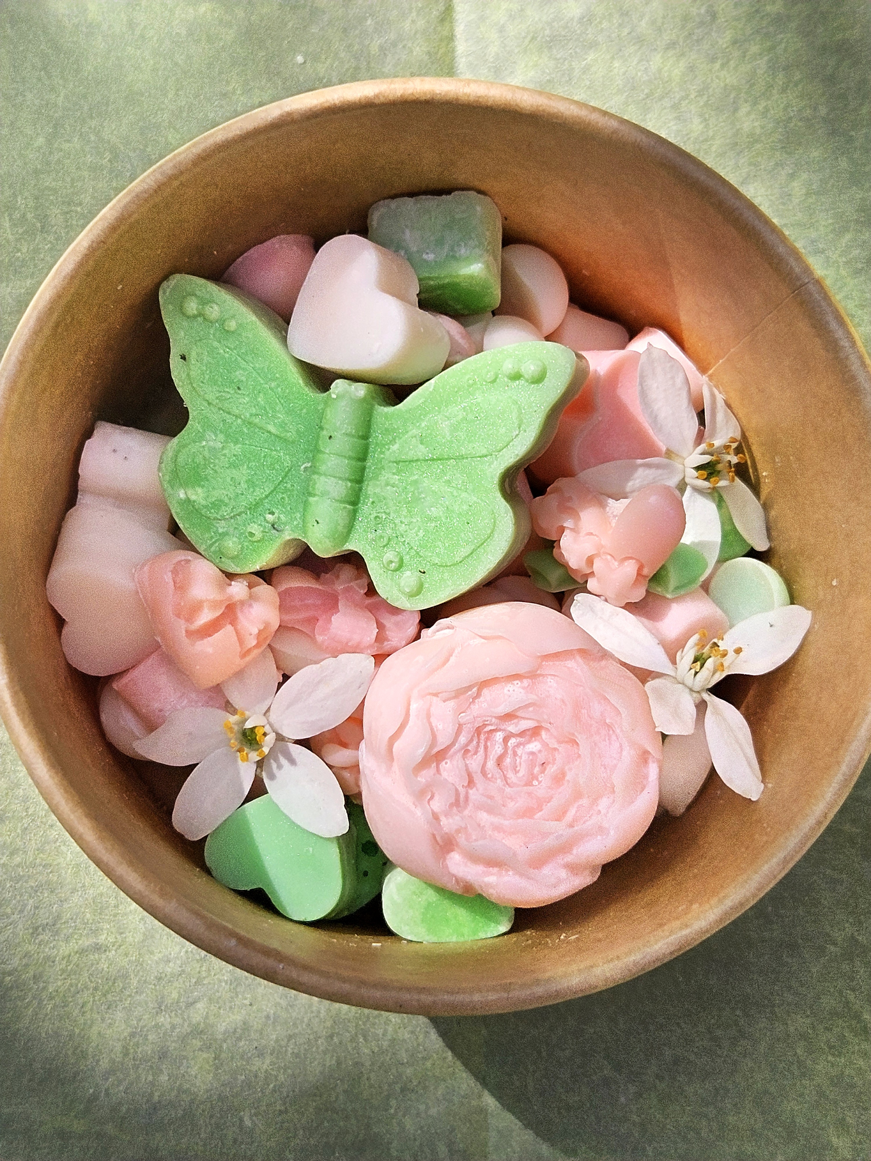 Strawberry and Rhubarb Wax melts.. soy wax