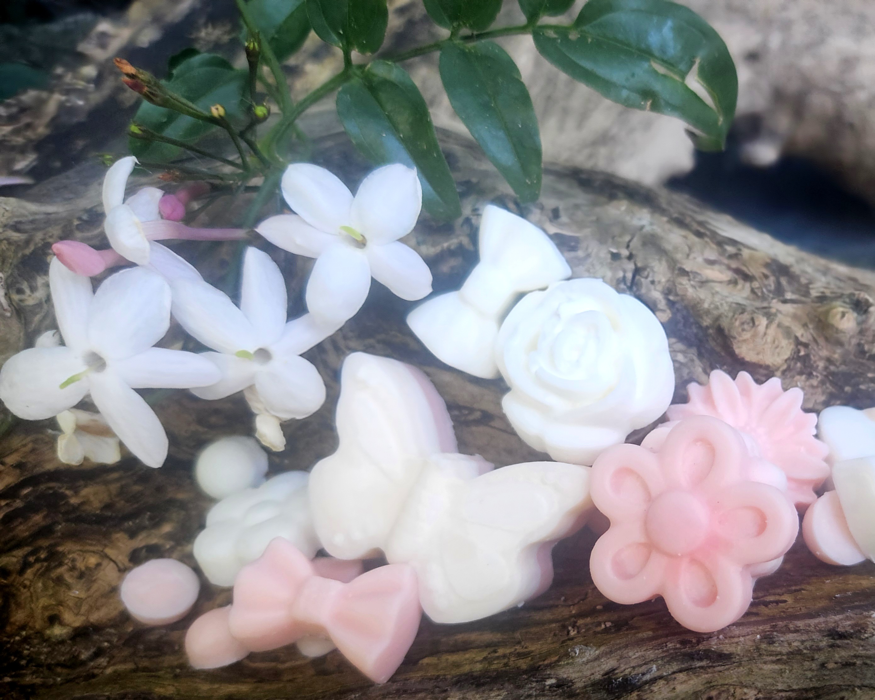 Strawberry and Rhubarb Wax melts.. soy wax