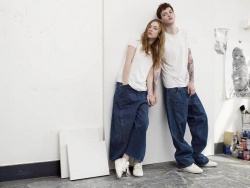 obrazek 2 - Josh Beech i Myf Shepherd w kampanii Levi’s