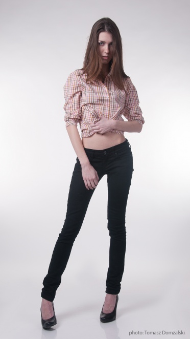 Ania 2, 